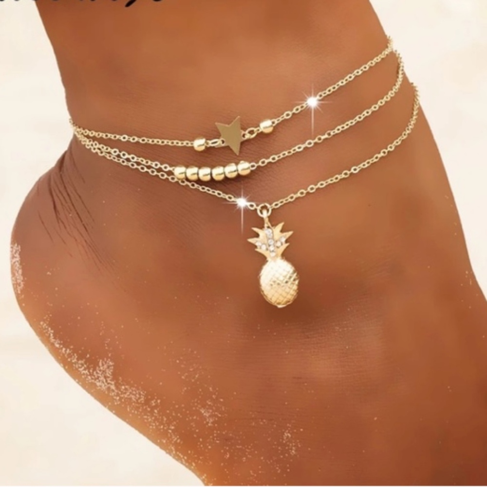 NWT Pineapple Star Gold Anklet Set